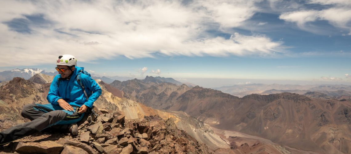 den_eror_zadar_planinar_climber_mount_everest_k2_mont_blanc_beer_craft_paragliding_velebit_Chimborazo_Cotopaxi_aconcagua